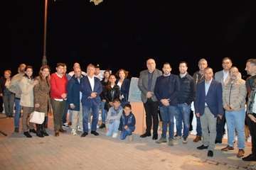 Telde rinde homenaje a Luis López Sosa con el descubrimiento de una placa en el mirador de Clavellinas/TA y FJS Fotografía.